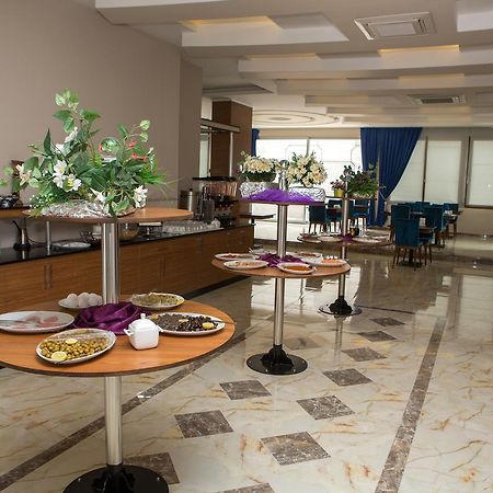 Akcali Hotel Iskenderun Exterior photo